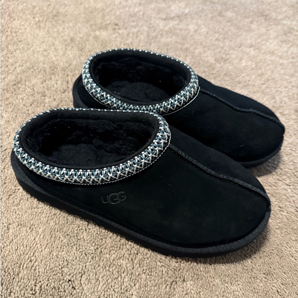 UGG Black Slippers with Woven Trim